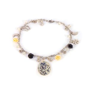 Bracciale – Fiori in bianco e nero