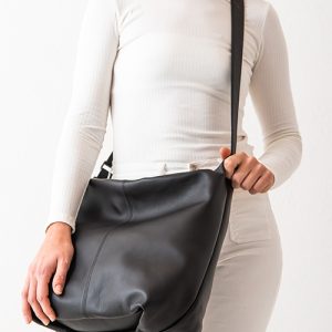 Azy borsa a tracolla